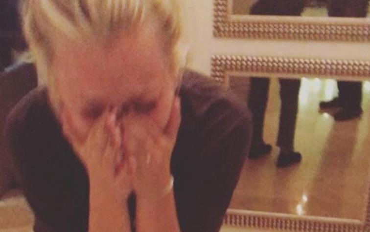 Kaley Cuoco emocionada hasta las lágrimas tras petición de matrimonio