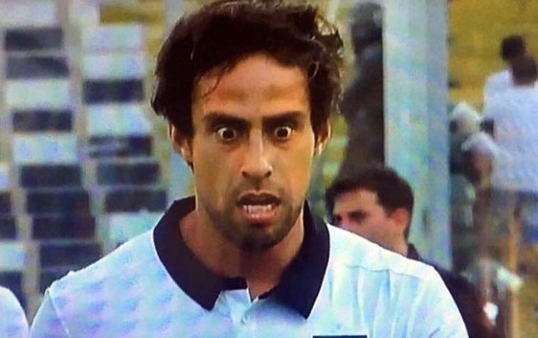 La desafortunada respuesta del "Mago" Valdivia a seguidor que trató de cornuda a su señora