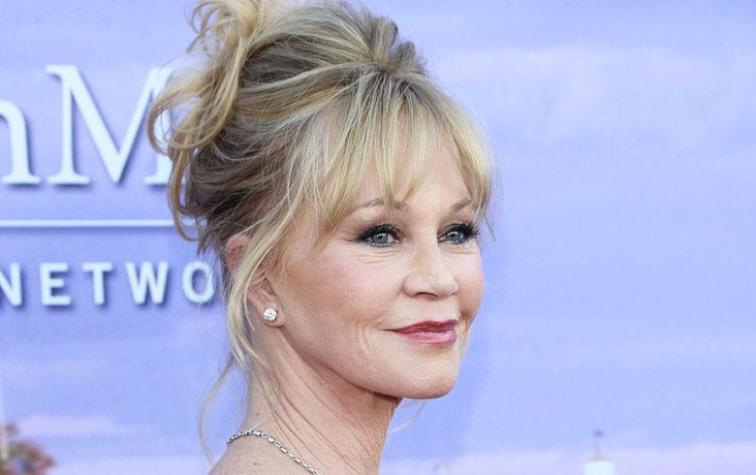 Melanie Griffith aparece con extraño rostro en premiere de "Pirates Of Somalia"