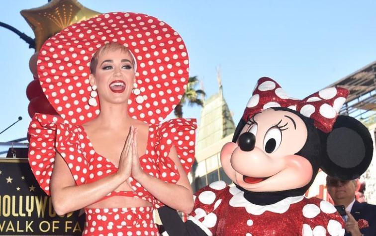 Minnie recibe estrella en Hollywood 40 años después que Mickey Mouse