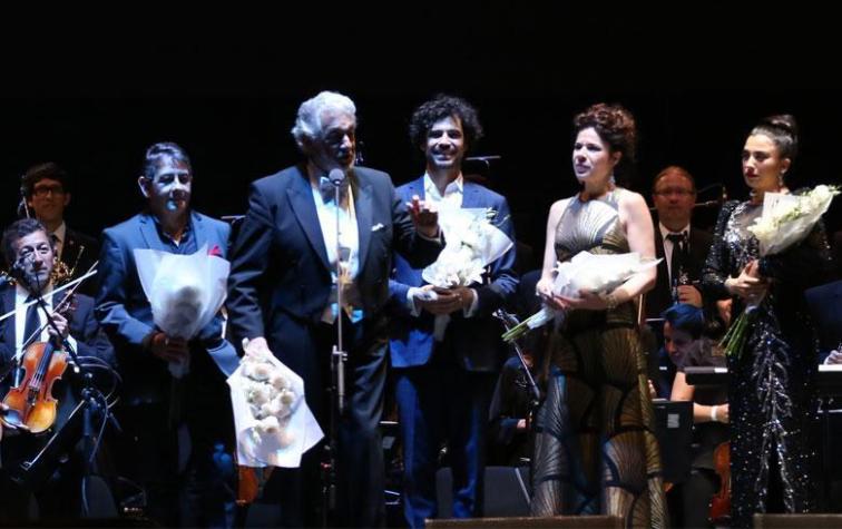 Plácido Domingo celebra sus 50 años de debut en Chile con tremendo show 