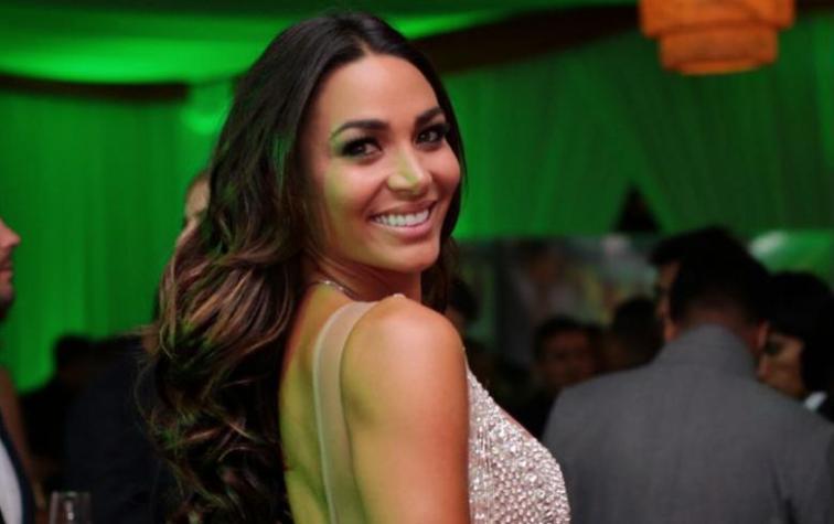 Lisandra Silva sorprendió con piscinazo tahitiano