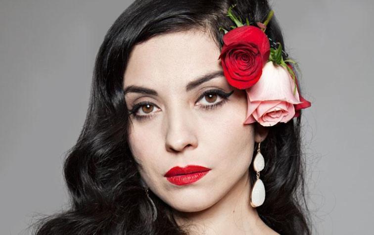 Mon Laferte publica mensaje en Twitter y abre debate sobre el amor