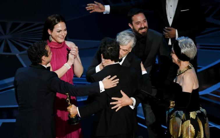 ¡Sí, CTM!: la graciosa salida de madres de Daniela Vega en el backstage de los Oscar