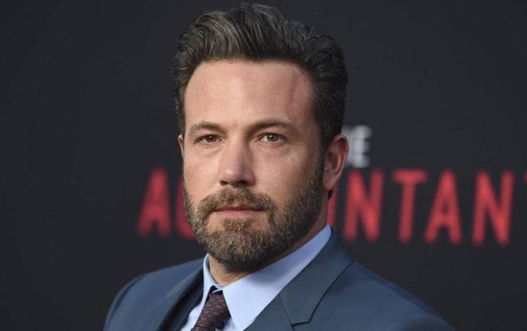 Filtran foto que muestra el enorme tatuaje que Ben Affleck mantuvo oculto