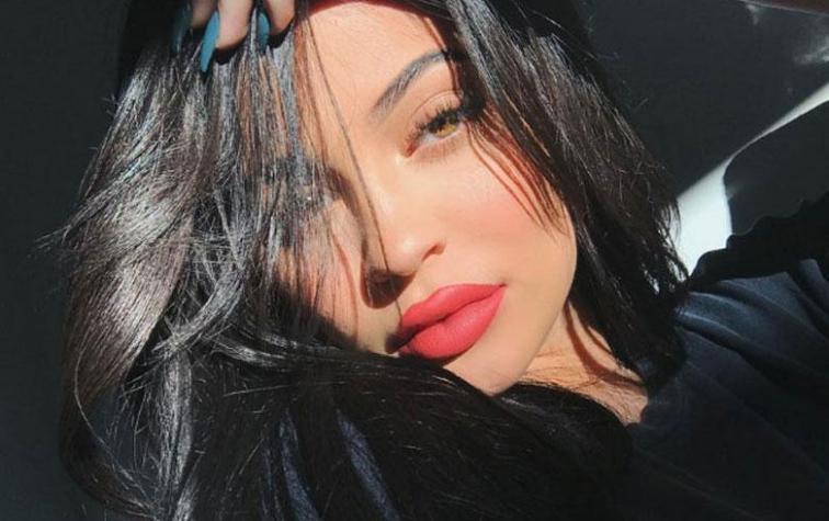 Kylie Jenner mostró su abdomen perfecto a un mes de dar a luz