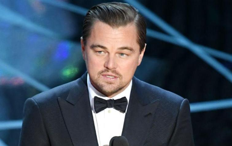 Captan a Leonardo DiCaprio junto a modelo argentina en Coachella