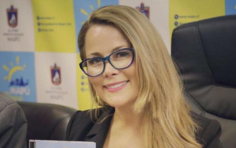 El pomposo y rosado cumpleaños de Cathy Barriga