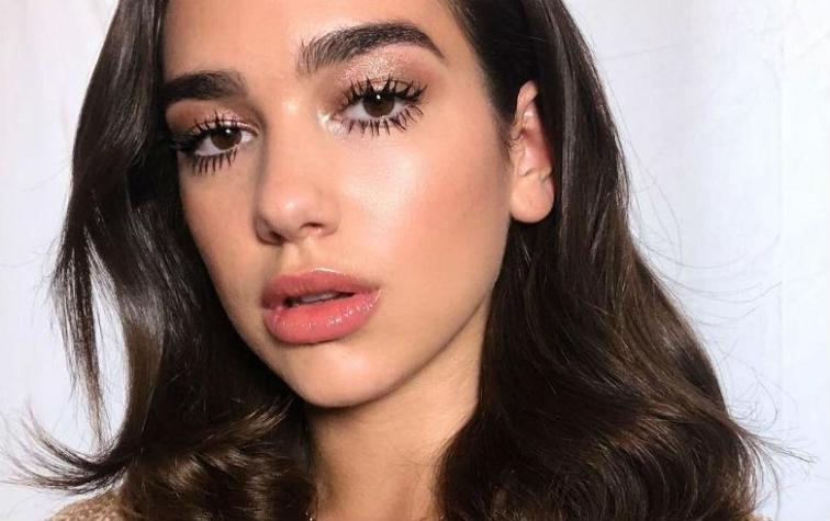 Dua Lupa sorprende con sentador cambio de look