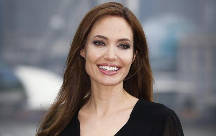 Vinculan amorosamente a Angelina Jolie con famoso actor casado