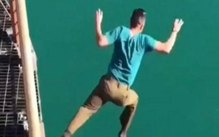 Carabinero héroe se lanzó al mar para salvar a una mujer que se quería suicidar en Viña