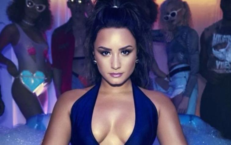 Demi Lovato le respondió a fanático que cuestionó sus seis años de sobriedad