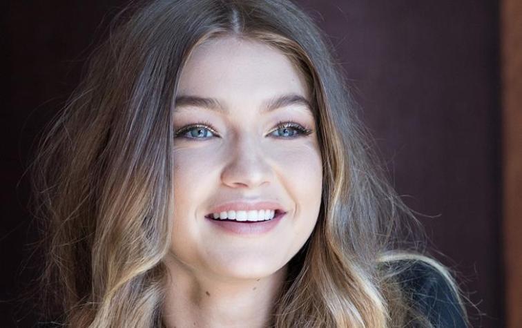 Gigi Hadid demuestra lo bien que luce el maxi sweater