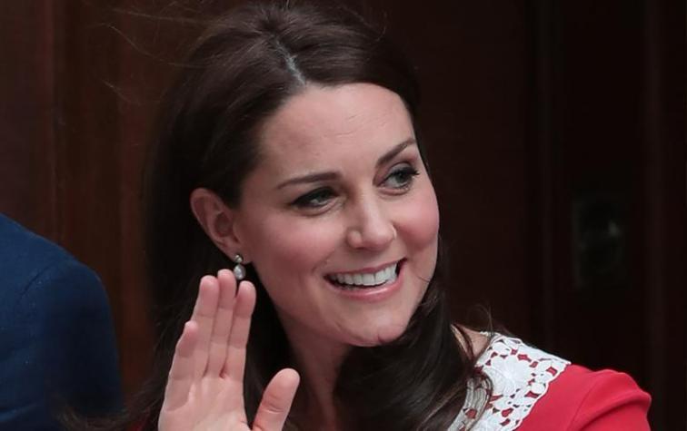 Kate Middleton presenta a su tercer hijo