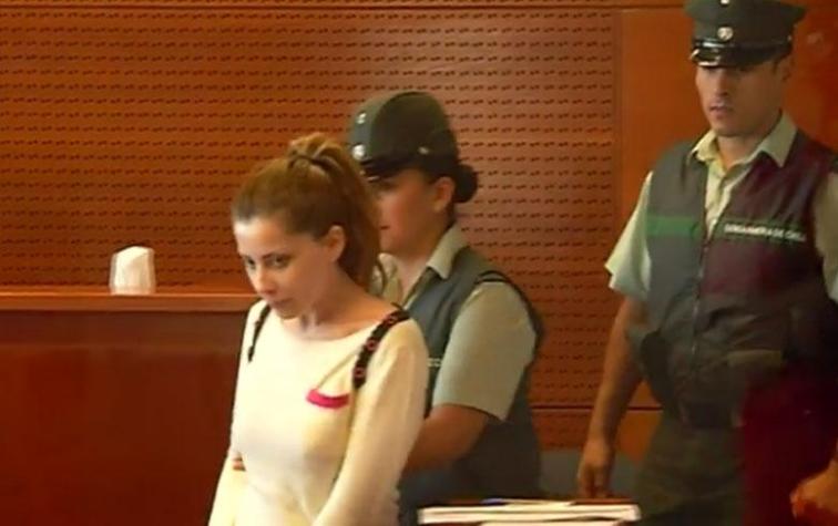 Los fraudes de la "Scarlett Johansson" chilena: estafó en $3 mil millones para costear joyas y cirugías