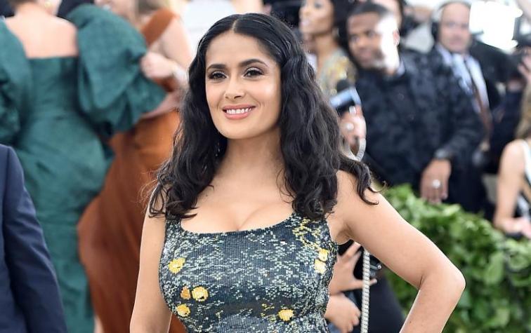 Salma Hayek pide a los actores de Hollywood que se rebajen los sueldos