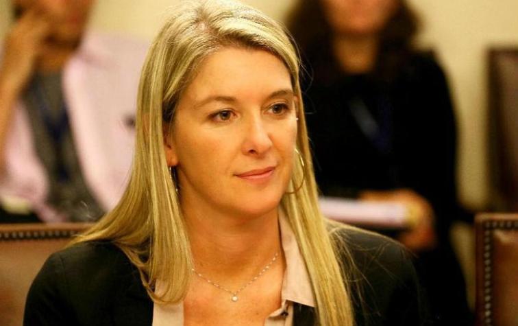 El sentador vestido de novia de la diputada Marcela Sabat