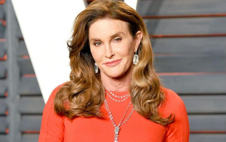 Caitlyn Jenner revela inéditas fotos de sus hijas en el día de la madre