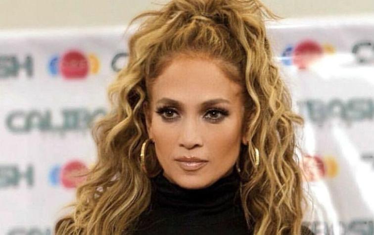 El “sideboob” de Jennifer Lopez que revolucionó las redes sociales