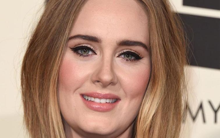 Adele impacta con parecido a Kate Winslet en Titanic