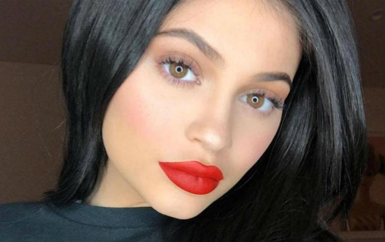 Kylie Jenner consiente a su fan número uno con millonario regalo