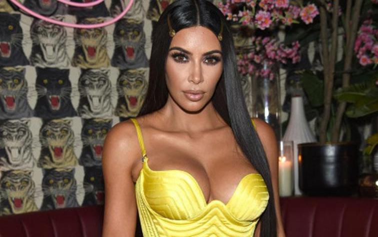 Kim Kardashian muestra foto de su bebé tras ser criticada por excluirla en paseo