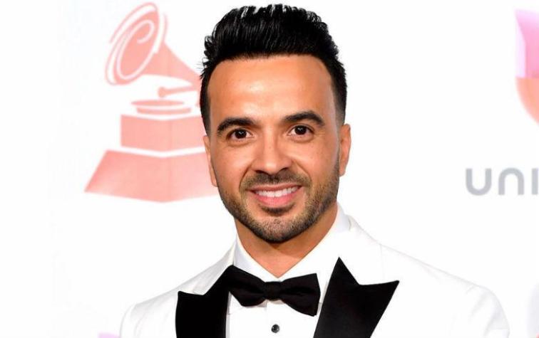 Hija de Luis Fonsi se cortó el pelo para donarlo a los niños con cáncer