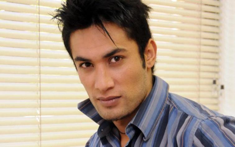 Ex chico reality Uri Uri reaparece con polémicos comentarios machistas