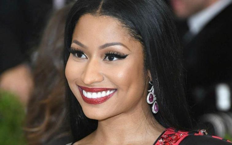 ¡Camel toe! Traje de látex marcó las partes íntimas de Nicki Minaj