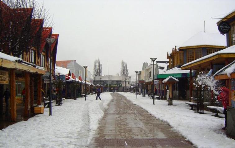 Impactante registro de la “nube” de contaminación que cubre a Coyhaique