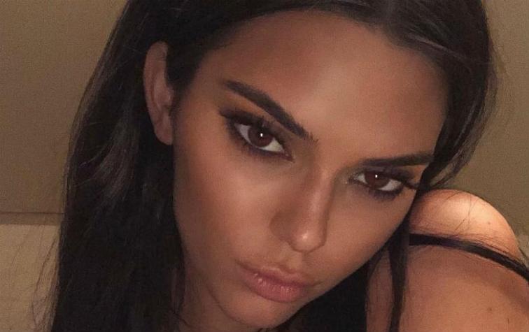 Kendall Jenner autocensura su topless en Instagram