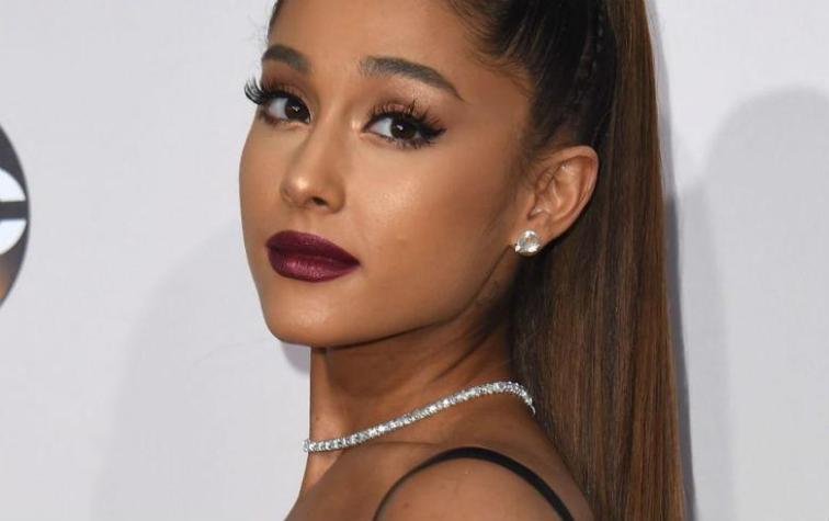 Así Ariana Grande confirmó su compromiso con Pete Davidson