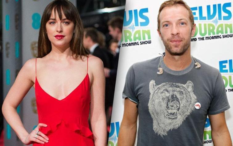 Dakota Johnson y Chris Martin enamorados en Malibu