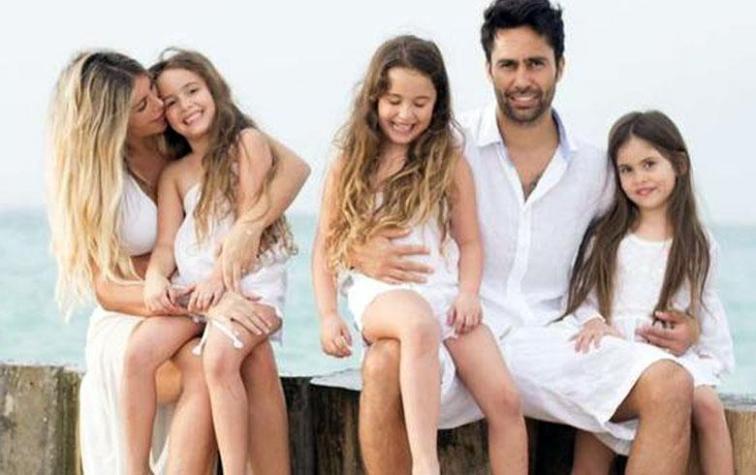 El look de las trillizas de Cote López en el matrimonio de sus padres