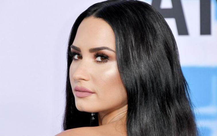 Demi Lovato sube atrevida foto para celebrar el orgullo gay y luego la elimina