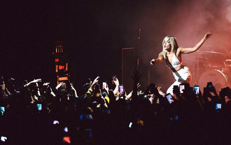 Halsey hizo vibrar el Teatro Caupolicán