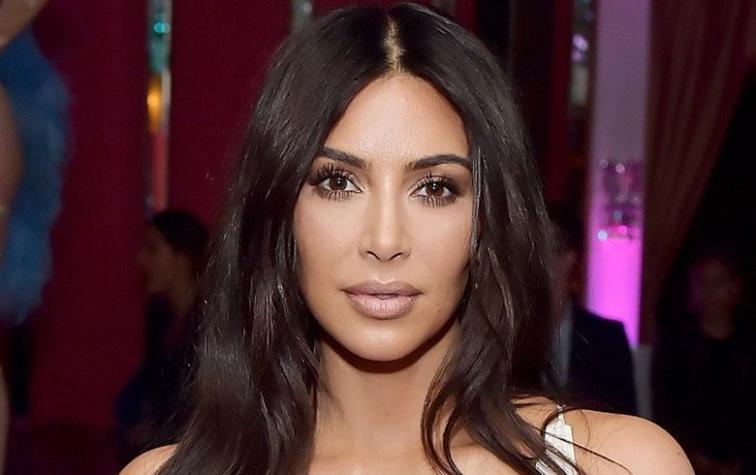 Kim Kardashian publica casual foto en su rol de madre junto a Khloé