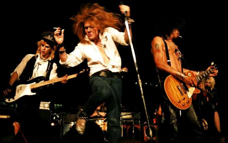 La inédita versión de "November Rain" que Guns N' Roses mantuvo oculta por más de 30 años