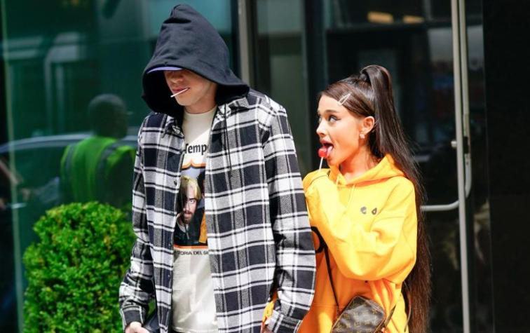 Ariana Grande y Pete Davidson lo dieron todo cantando Evanescence en Karaoke