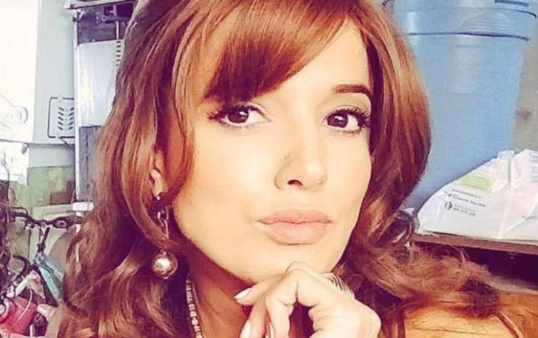 Yamila Reyna posa en bikini desde Brasil  