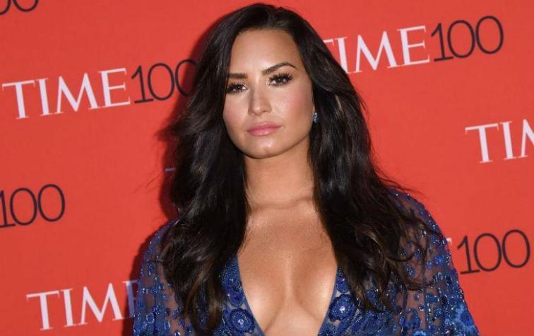 Familia de Demi Lovato la está presionando para que entre a rehabilitación