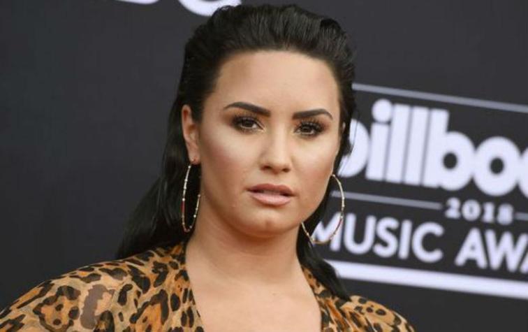 Descartan que sobredosis que sufrió Demi Lovato sea por heroína 