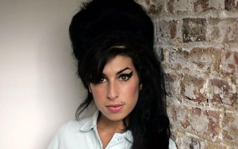 Fotos inéditas de Amy Winehouse tras rehabilitación ven la luz