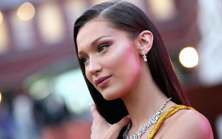 Bella Hadid muestra el bikini que reemplaza el clásico modelo de triángulos