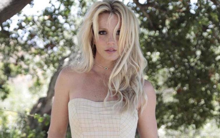 Britney Spears recupera la figura con la que se hizo famosa