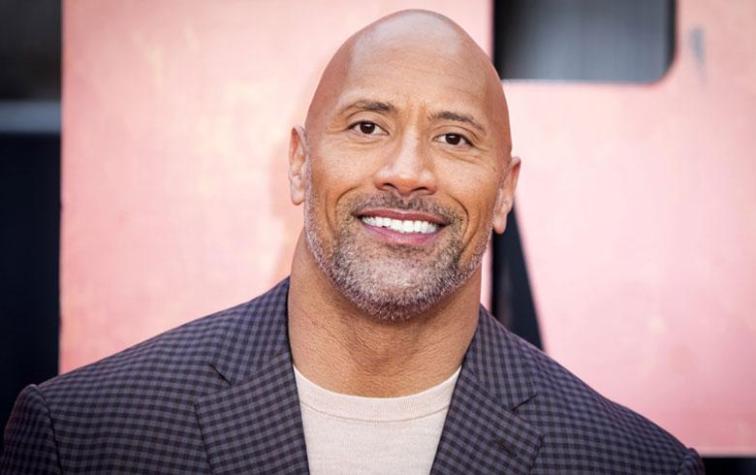 Dwayne Johnson convierte en viral una crítica a su nueva película "Skyscraper"