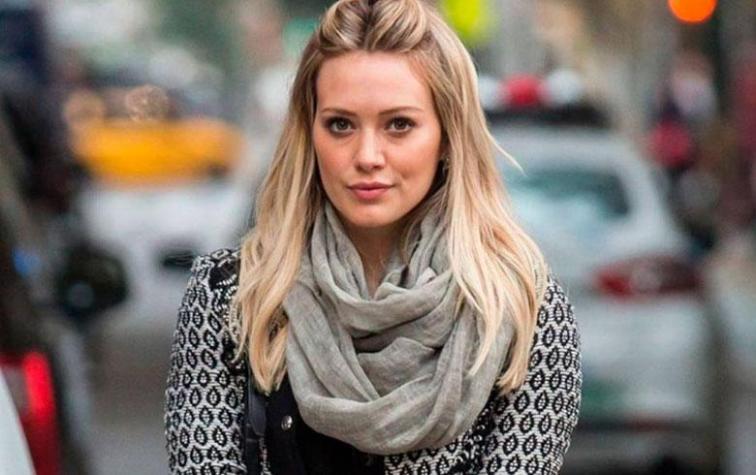 Hilary Duff reconoce a las madres que hacen parecer fácil el embarazo: "es duro como el infierno"