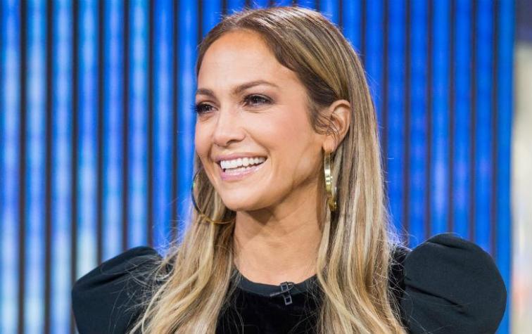 Bailarines chilenos vuelven a sorprender a Jennifer Lopez con arriesgado show