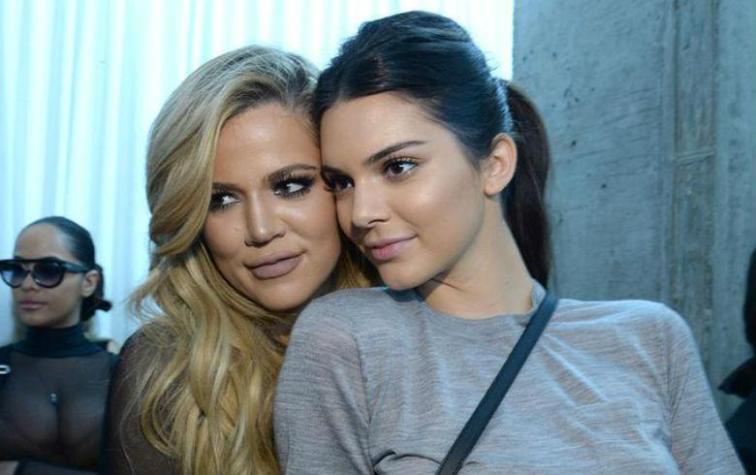 Kendall Jenner muestra a Khloé Kardashian en bikini a meses de dar a luz