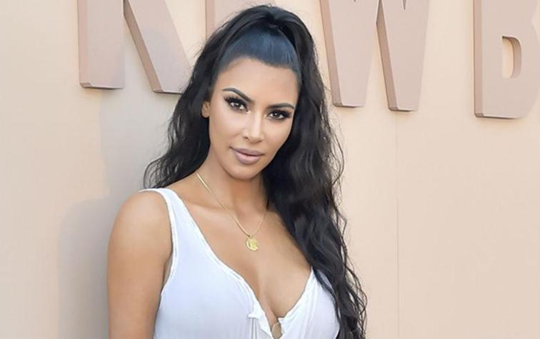 Kim Kardashian revela su actual peso tras comentarios por su delgadez